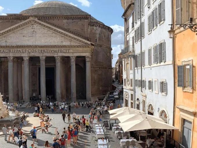 La Residenza Del Sole Al Pantheon Alojamento de Acomodação e Pequeno-almoço 2*